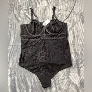 NWT Women’s Torrid Curve Black Lace Studded Strappy Bodysuit Lingerie 2 (2X).